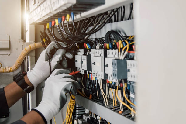 Best Licensed Electrician  in Longview, WA